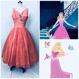 Vintage peachy pink Prom Dress from the 1950s